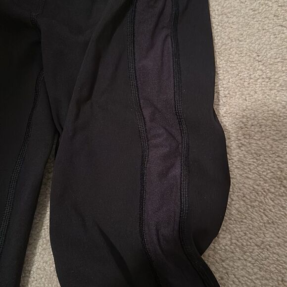 Lululemon Black 25” luxtreme like legging 2 - Picture 3 of 7